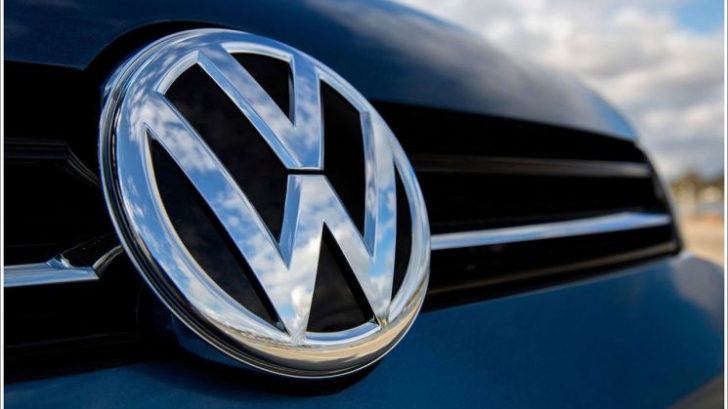 Volkswagen. Nemţii au prezentat noul WOLKSWAGEN GOLF