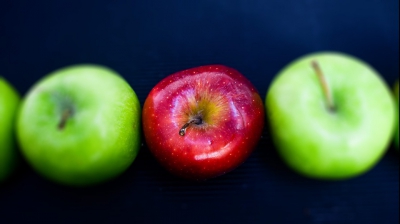 Diferenta dintre merele verzi și cele roșii. Care sunt mai sănătoase
