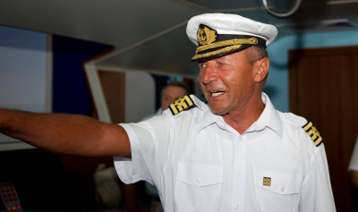 Băsescu: „România se află la mâna şi mintea unui psihopat incult, dar avid de putere”