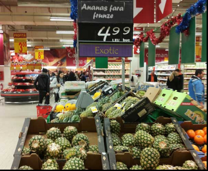 Ananas fără frunze, la preţ mic în supermarketuri. Ce îţi ascund, însă, comercianţii