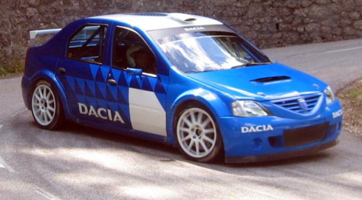 Dacia. Dacia Logan S2000. Bolidul de 270 de cai-putere care sperie BMW şi Audi