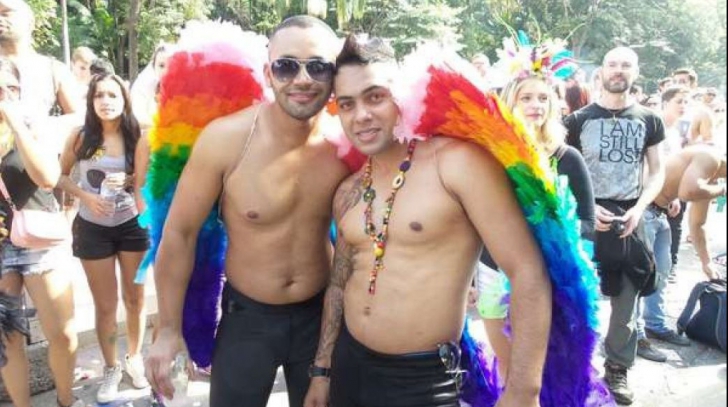 Dragoş Bucurenci: Am prieteni politicieni cărora le este frică să-şi asume că sunt homosexuali