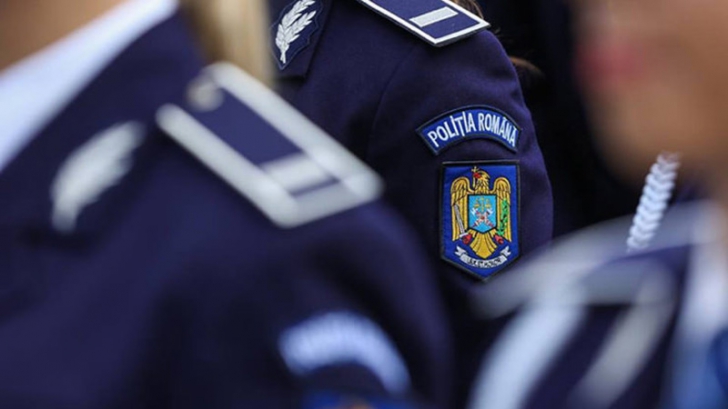 O polițistă din Iași, cercetată pentru că ar fi furat cosmetice din magazin