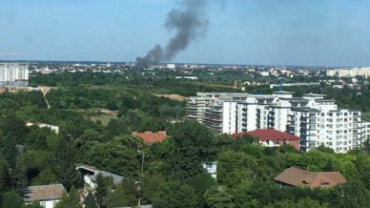 Incendiu în Bucureşti