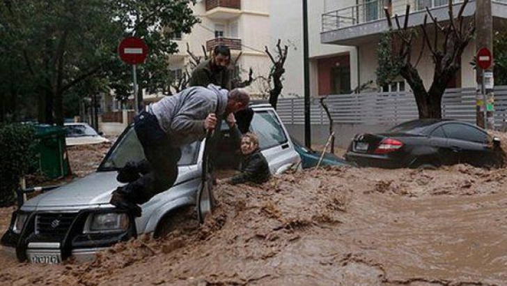 inundatii grecia 2018