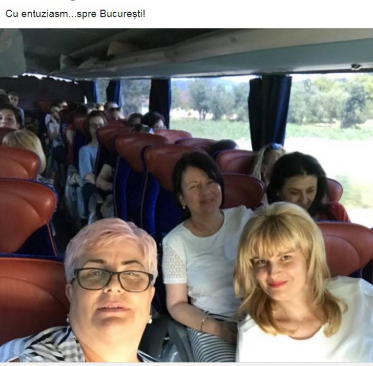Miting PSD. Participanţii au plecat spre Bucureşti. Tren special din Iaşi, plin cu simpatizanţi 