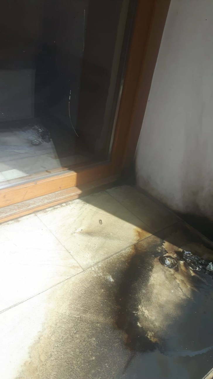 ATAC cu sticle incendiare, la un sediu PSD