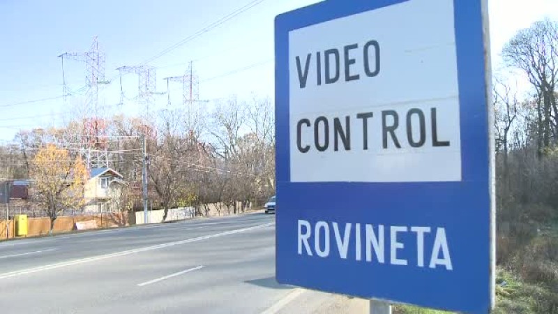 Modificări rovinietă – Klaus Iohannis a promulgat legea privind tarifele rutiere pe reţeaua de drumuri naţionale