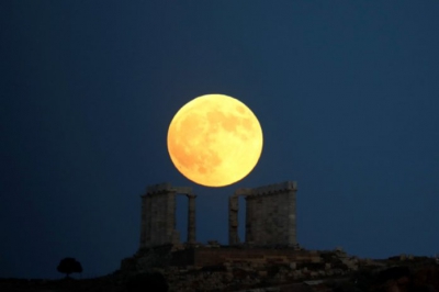 confirm software fast Cum s-a văzut Luna plină din Grecia. Imaginile te vor lăsa fără cuvinte