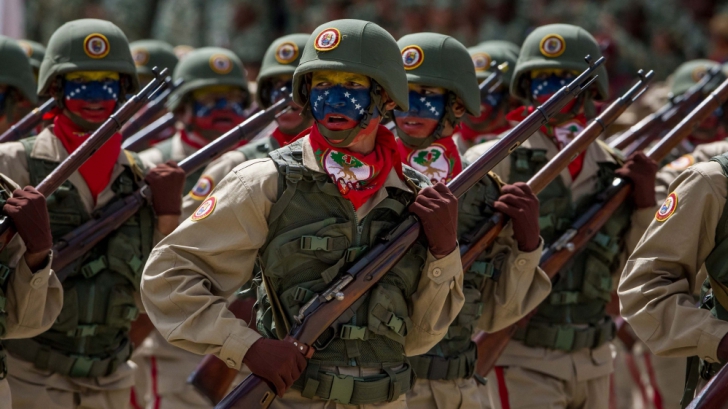 VENEZUELA. Maduro cere Armatei să fie pregătită de posibila ”invazie” din partea SUA