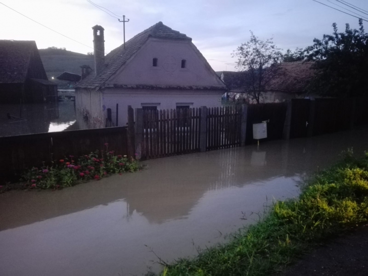 Sibiu: 50 de locuințe evacuate în Boian, în urma inundațiilor