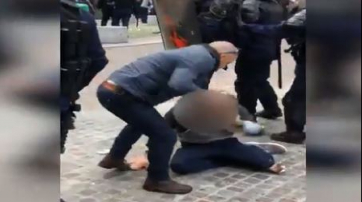 Colaboratorul lui Macron care lovea protestatari, inculpat