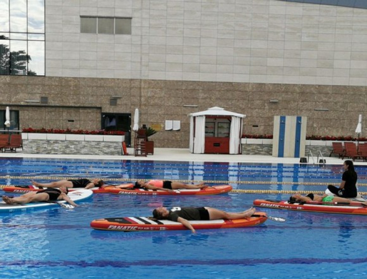Simona Halep, apariţie surprinzătoare la piscină