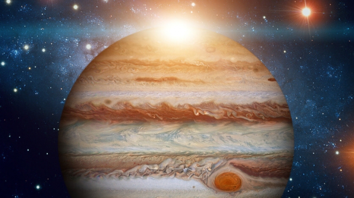Descoperire: 12 luni ale lui Jupiter