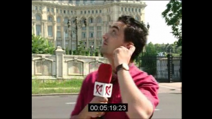 Avioane supersonice au survolat Bucureștiul. Reporterul Realitatea TV era în "LIVE"