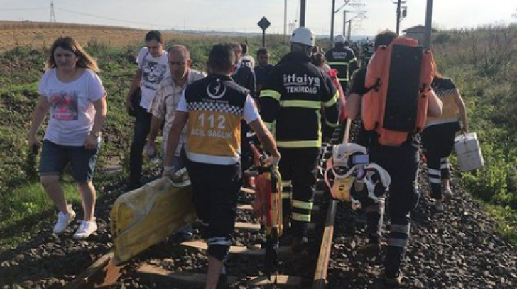 Accident feroviar în Turcia. Un tren cu 362 de pasageri a deraiat: 24 de oameni au murit