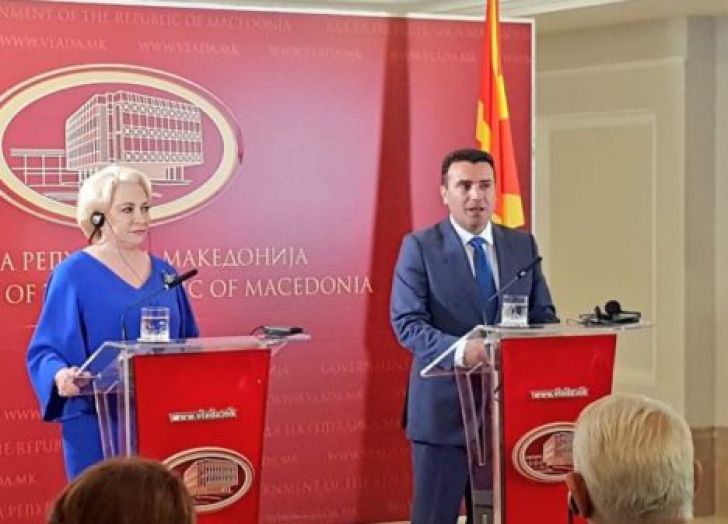 Vizita şi gafele! Viorica Dăncilă "a comis-o" şi în Macedonia - VIDEO