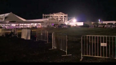 Accident la un concert Backstreet Boys. 14 răniţi, după ce o schelă metalică a căzut pe ei