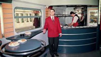 Liviu Dragnea, ironizat pentru sacoul "CFR vagon restaurant"