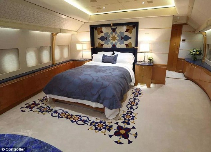 Avionul familiei regale din Qatar