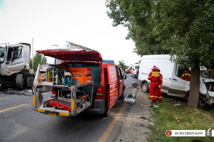 Circulaţie blocată pe şoseaua de centură din Bucureşti în urma unui accident rutier grav