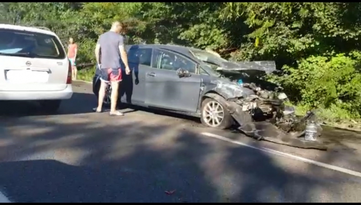 Accident grav pe Litoral, 4 mașini implicate, un sugar grav rănit (VIDEO)