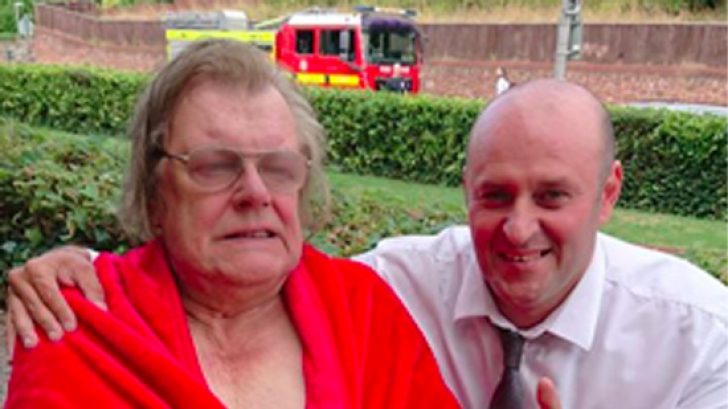 Un bărbat din Iaşi, erou în Anglia. A salvat un bătrân dintr-o casă în flăcări