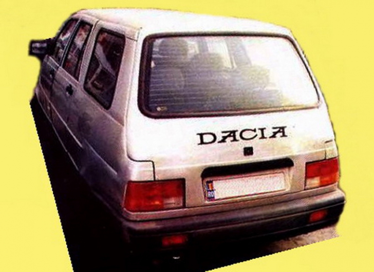 Dacia MPV, maşina hidoasă cu 7 locuri, care a eşuat lamentabil