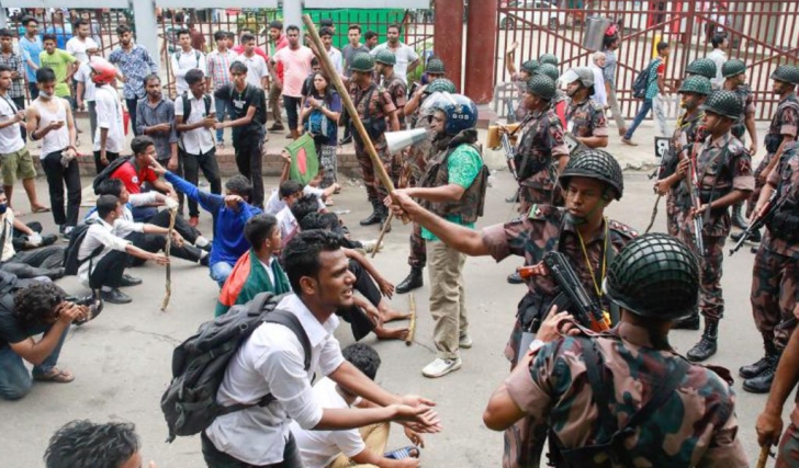 Proteste la Dhaka