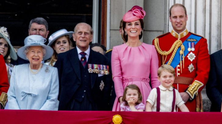 Casa Regală. Sex, minciuni și înregistrări audio: adevăruri murdare despre familia regală britanică
