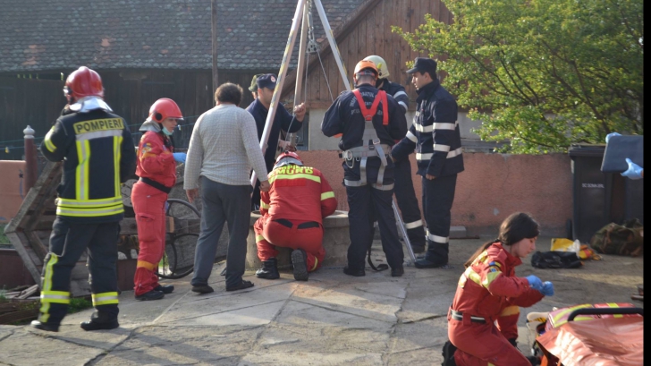 Trei bărbați au murit într-o fântână fără apă