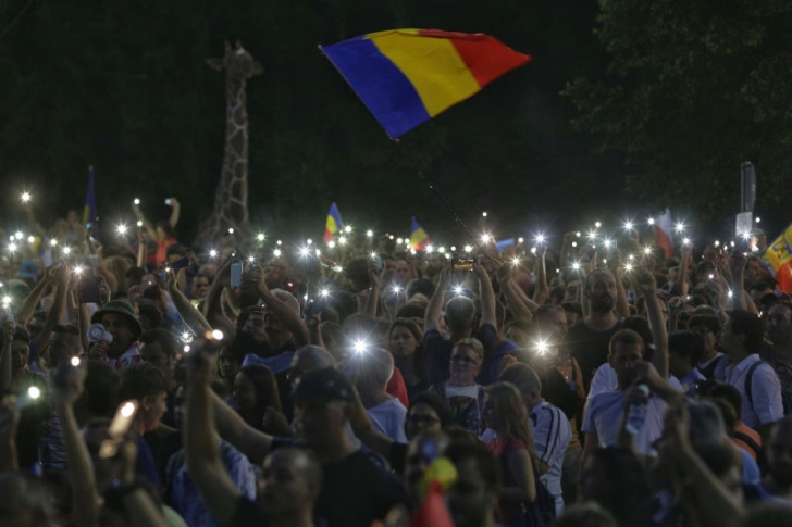 Peste 65.000 de oameni au venit pe 11 august in Piata Victoriei. Foto: Inquam Photos / Octav Ganea