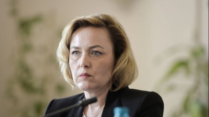 USR cere demisia ministrului de Interne, Carmen Dan, după violențele de la protestul Diasporei