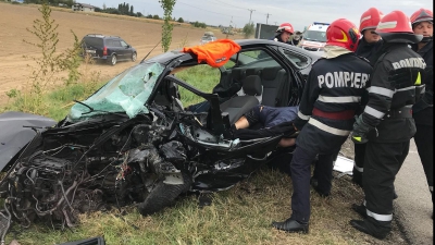 TRAGEDIE. Plan ROŞU de intervenţie în Vrancea! Accident extrem de grav, patru persoane au murit