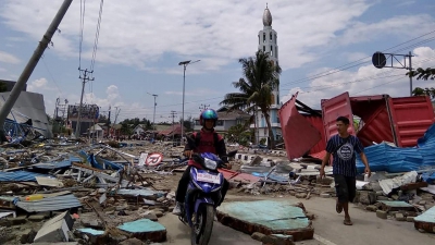 Cutremur indonezia insula Sulawesi 