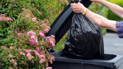 De ce nu este bine să duci gunoiul seara? Este mai rau dec&acirc;t credeai