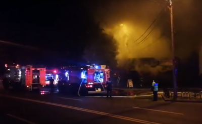Incendiu la un bar din municipiul Piatra-Neamț (FOTO-VIDEO)