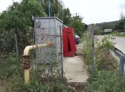 Situație comică într-un sat din Iași. Țeavă de gaz sfințită zadarnic. Oamenii n-au bani de racordare