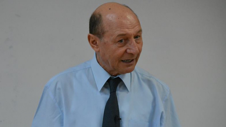 Traian Băsescu: Moţiunea de cenzură este un gest politic obligatoriu