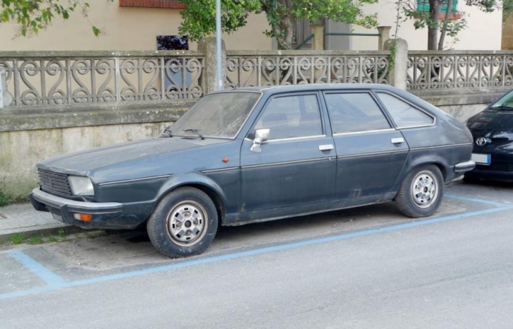 Dacia 2000, maşina lui Ceauşescu, adevărul şocant aflat acum: de ce avea găuri în bord
