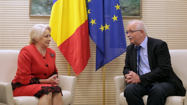 Dăncilă a mers la Bruxelles, pentru a prezenta ”situaţia reală” din România. Cu cine a vorbit