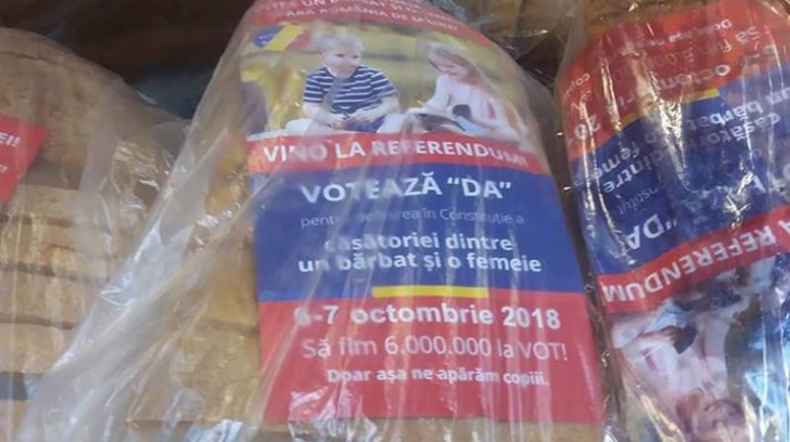 Pâine pentru referendum: Pita de Lugaș vine la pachet cu pliante pro referendum pentru familie