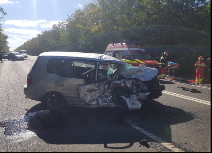 Accident teribil între Costinești si Tuzla. 4 victime și două mașini făcute praf