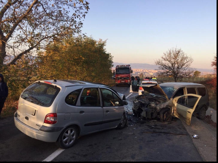 Accident cu trei mașini, în Dealul Dăii din Sibiu