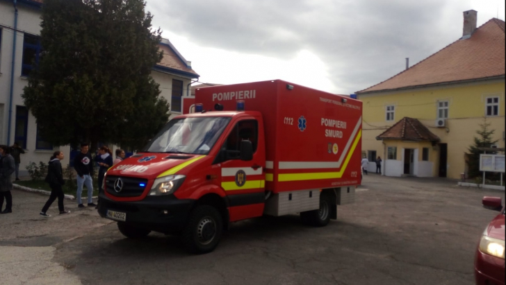 Alerta liceu Sibiu - gaze lacrimogene