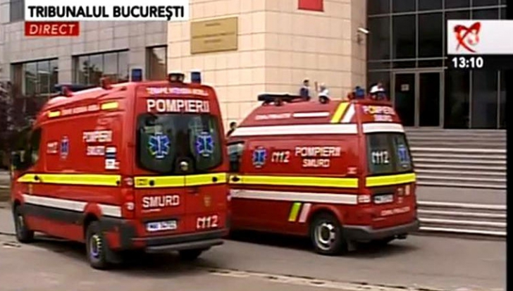 Un bărbat a căzut în gol de la etaj, la Tribunalul Bucureşti, și a murit