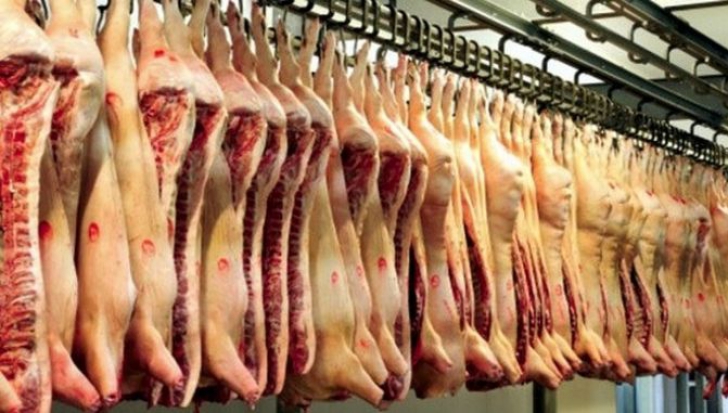 Se scumpește carnea de porc? Ministrul Agriculturii încearcă să răspundă