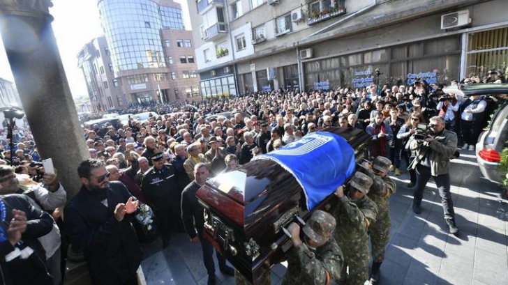 Înmormântarea lui Ilie Balaci. Condus pe ultimul drum de familie, Mircea Lucescu şi Ioan Andone