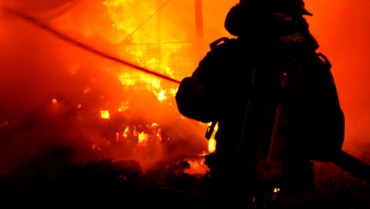 Incendiu în Centrul Vechi din Bucuresti