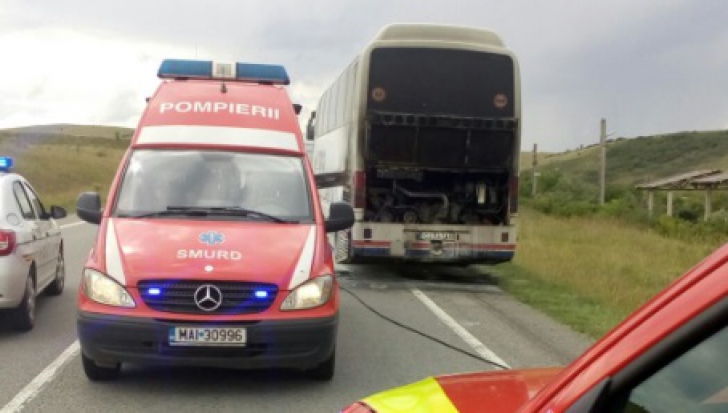 Cluj: Incendiu la un autocar cu 29 de persoane